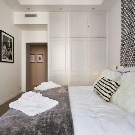 Rue D'antibes Appartement *